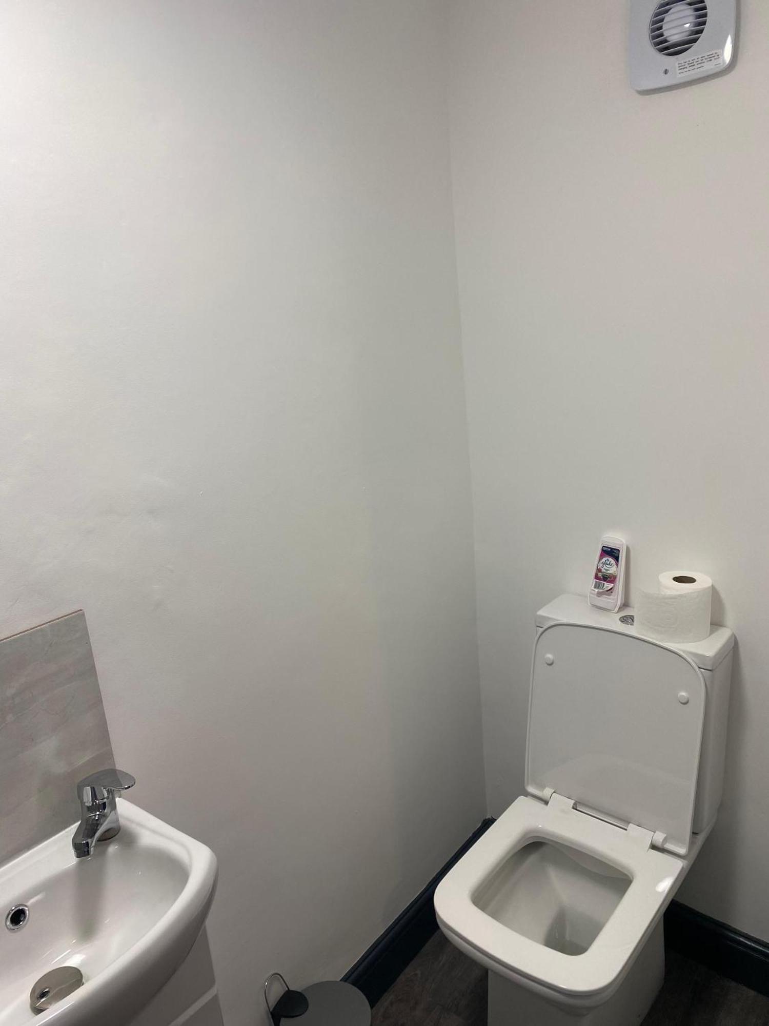 Houghton Guest House 1 Stoke-on-Trent Екстер'єр фото