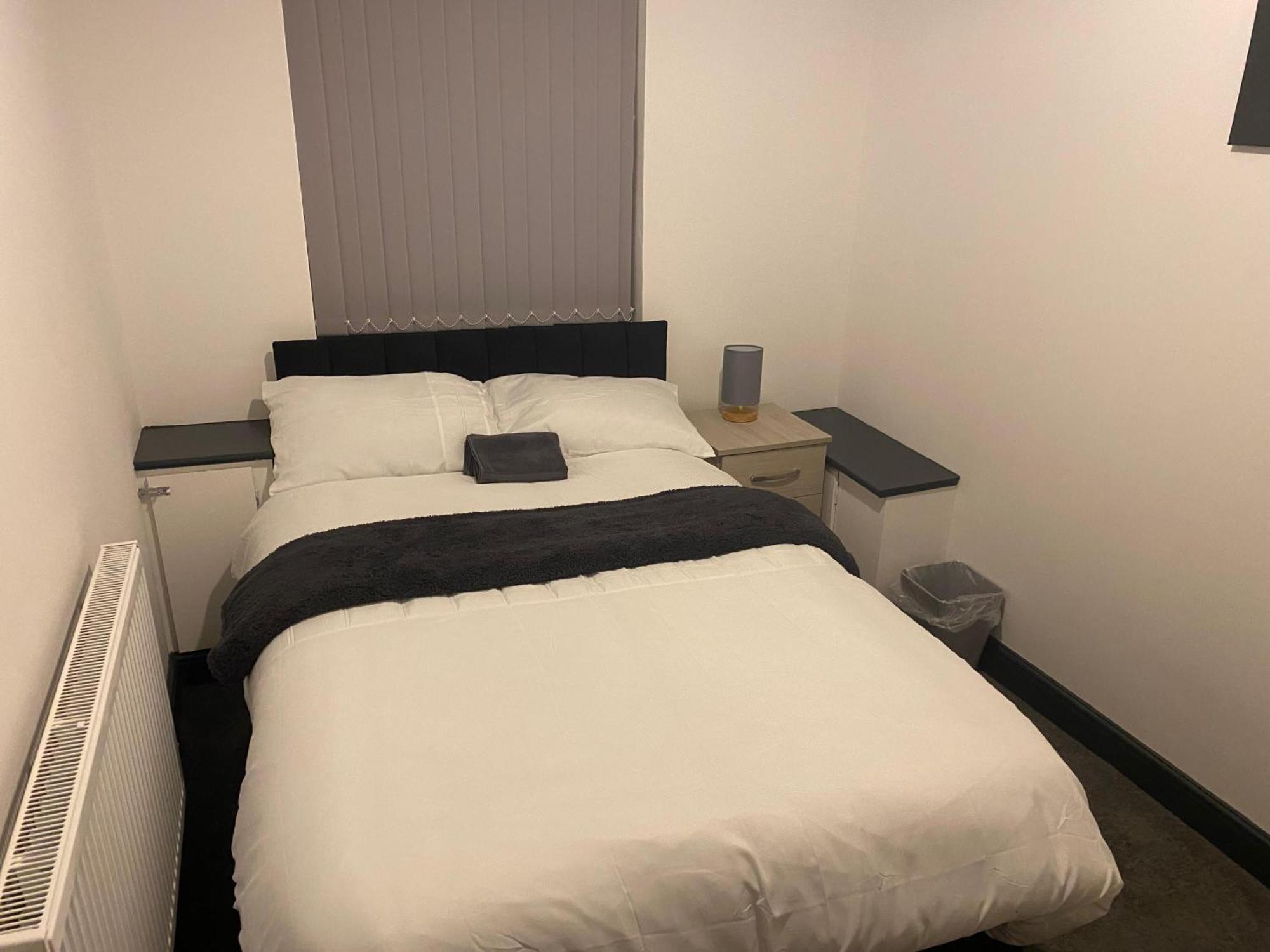 Houghton Guest House 1 Stoke-on-Trent Екстер'єр фото