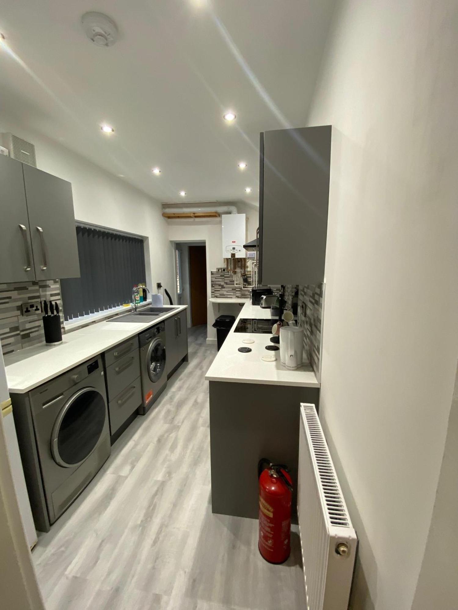 Houghton Guest House 1 Stoke-on-Trent Екстер'єр фото